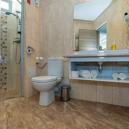Mera Onix Hotel 4*