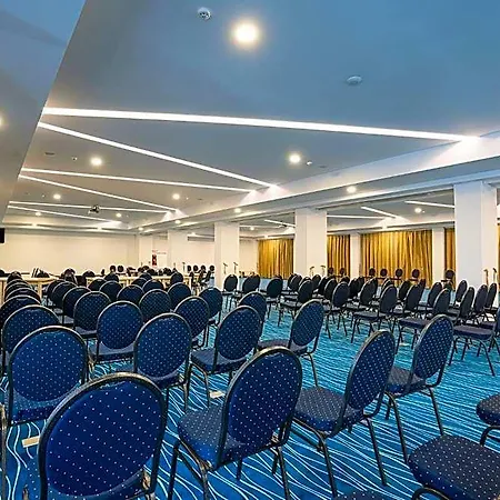 Mera Onix Hotel